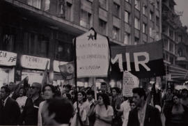 Fotografía pobladores del campamento René Schneider