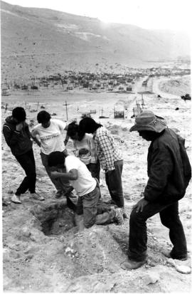 Fotografía de excavaciones en Pisagua