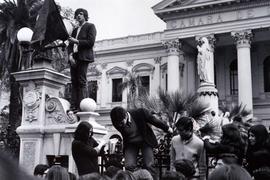 Fotografía de estudiantes secundarios en el Congreso Nacional