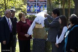 Michelle Bachelet en el Liceo Gabriela Mistral