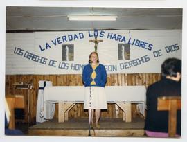 Magdalena hablando en Capilla